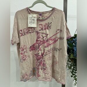 Magnolia Pearl Love Co. Cat Tee in Pink and Cream (item 21.1)